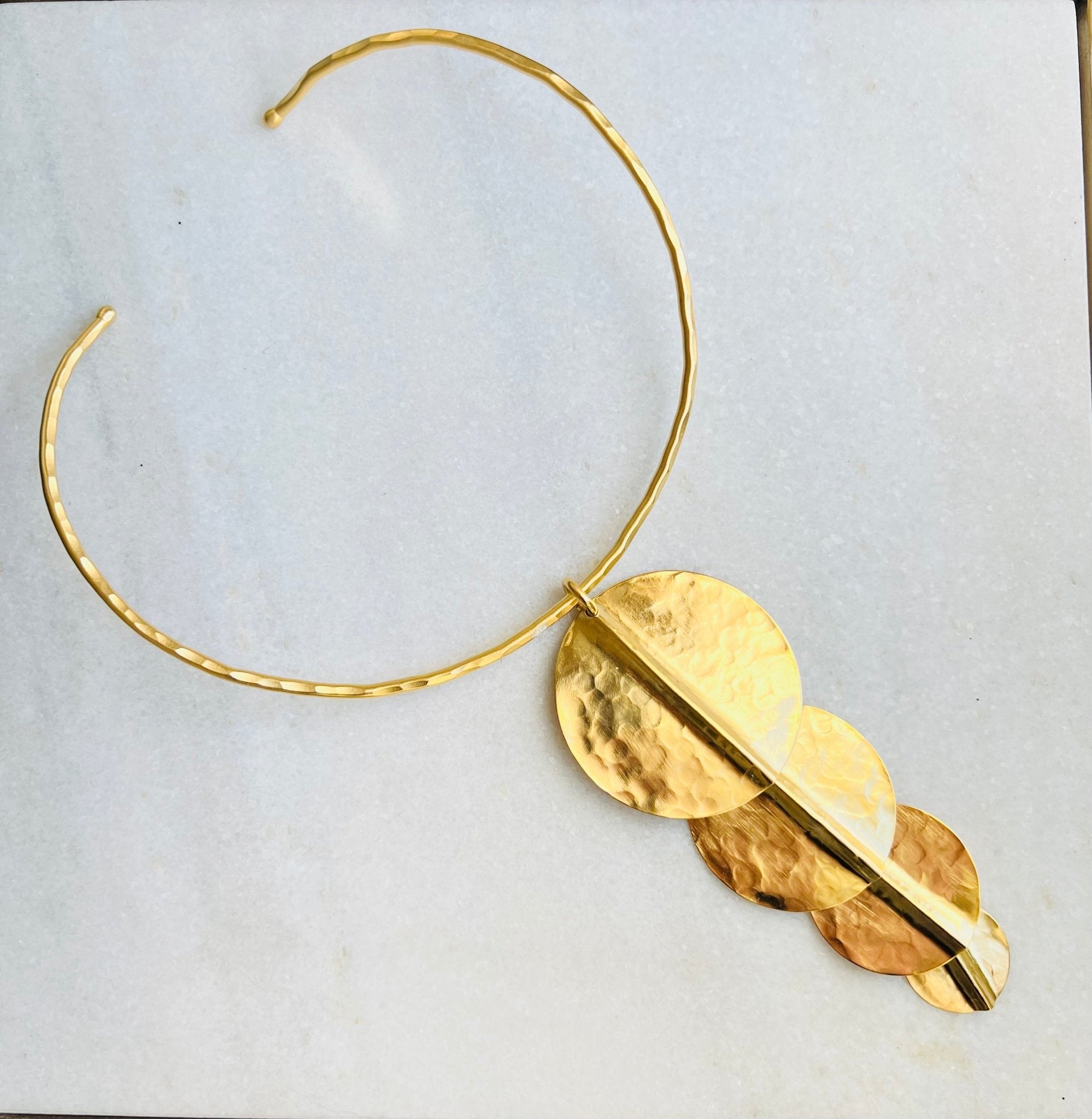 APHRODITE Necklace - Maison Numéro 12