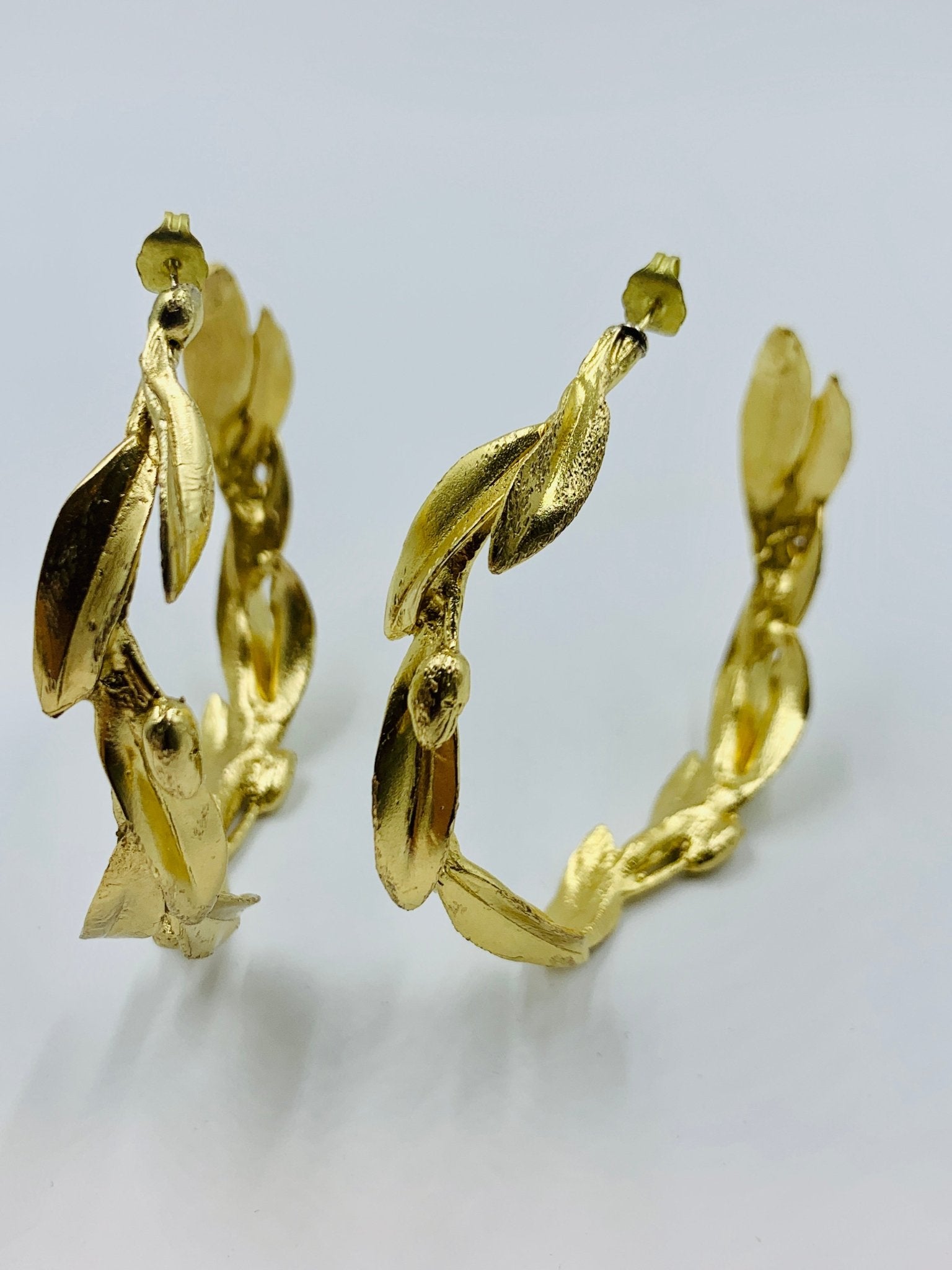 CAMELIA Earrings - Maison Numéro 12