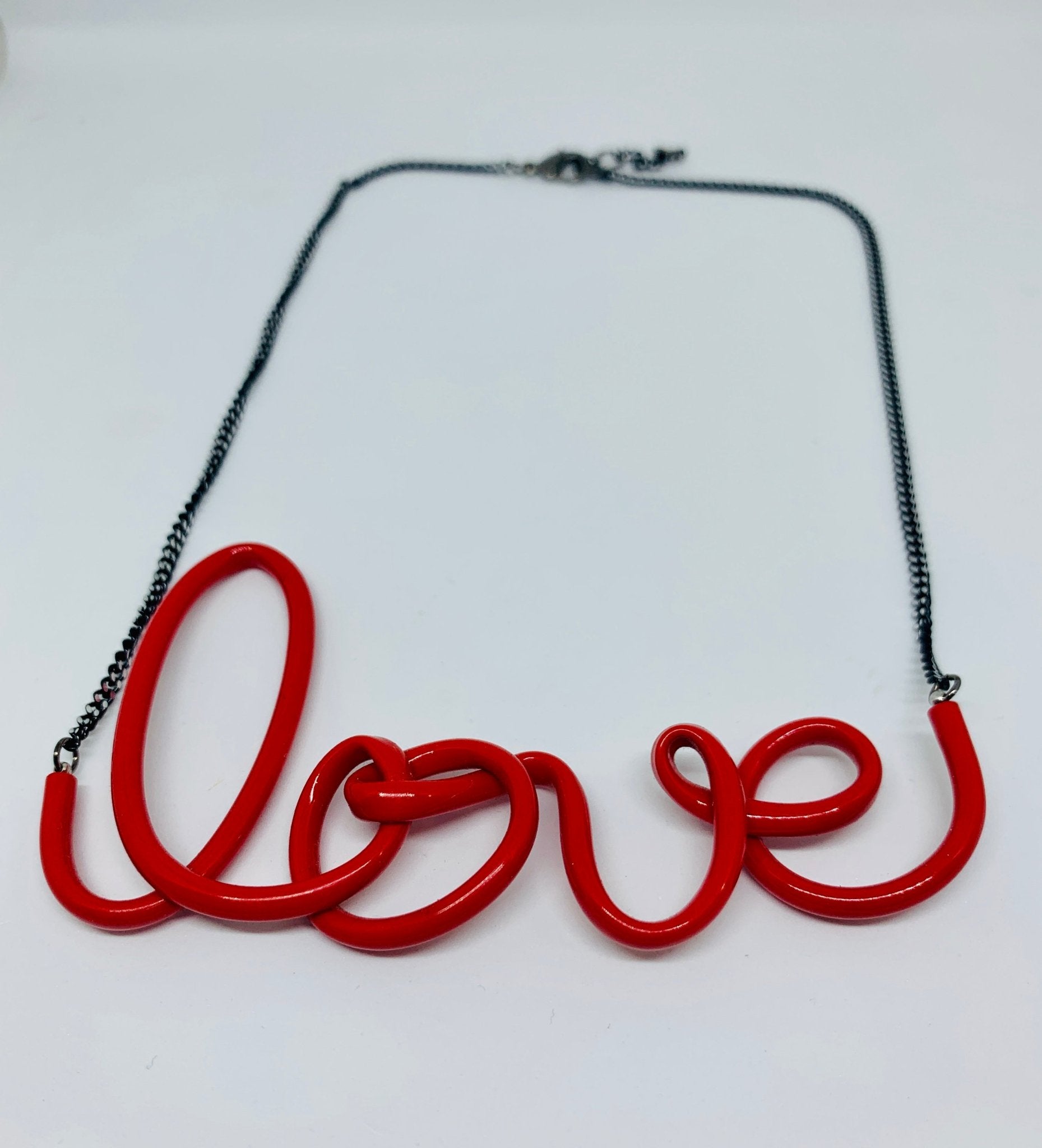 LOVE Necklace - Maison Numéro 12