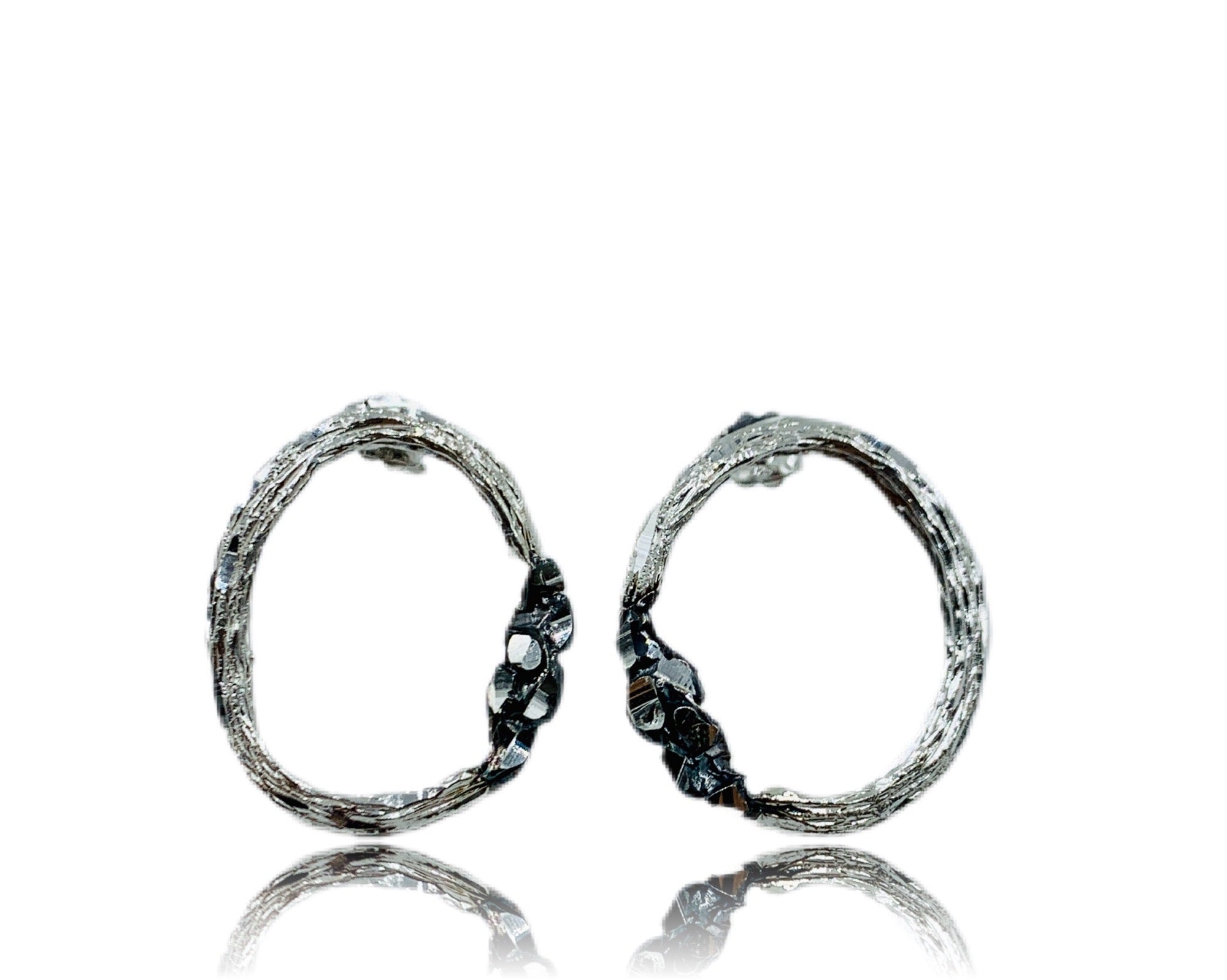 SEVE Earrings - Maison Numéro 12