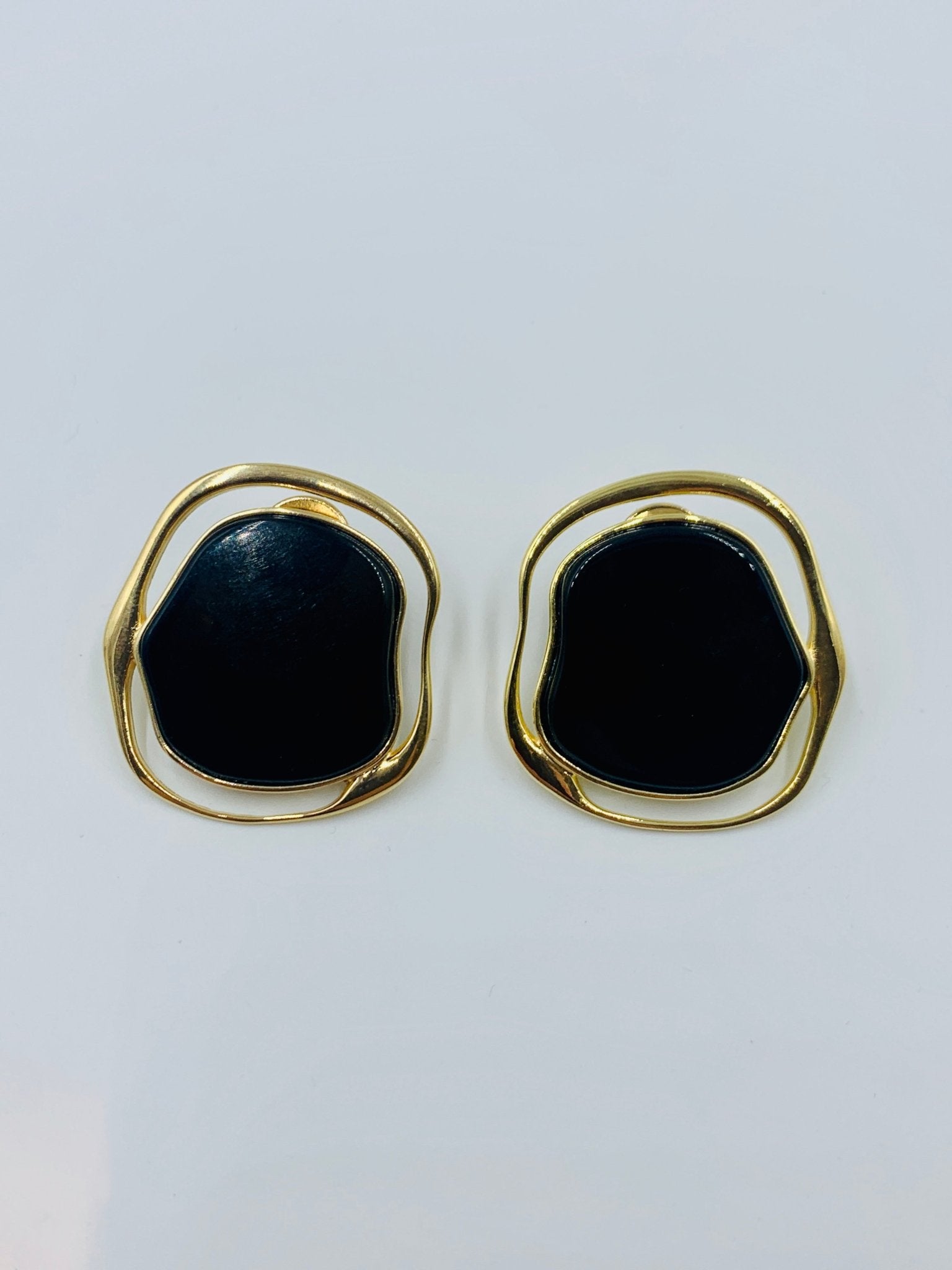 SUNA Earrings - Maison Numéro 12